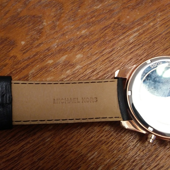 Michael Kors watch Xx - Picture 2 of 5